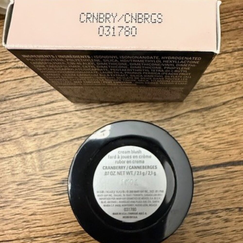 MARY KAY Cream Blush - Picture 4 of 5